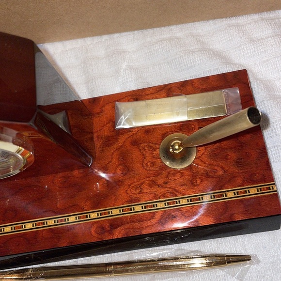 Bulova Clock and Pen Set - Picture 5 of 9